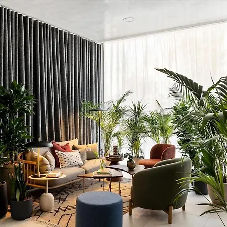 דירה Modern Bedroom סנדיפורד